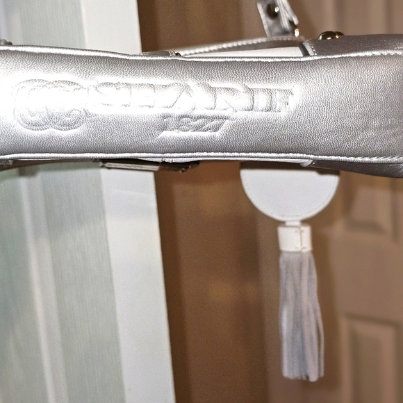 Sharif Zip Leather Crossbody Bag - Picture 7 of 15